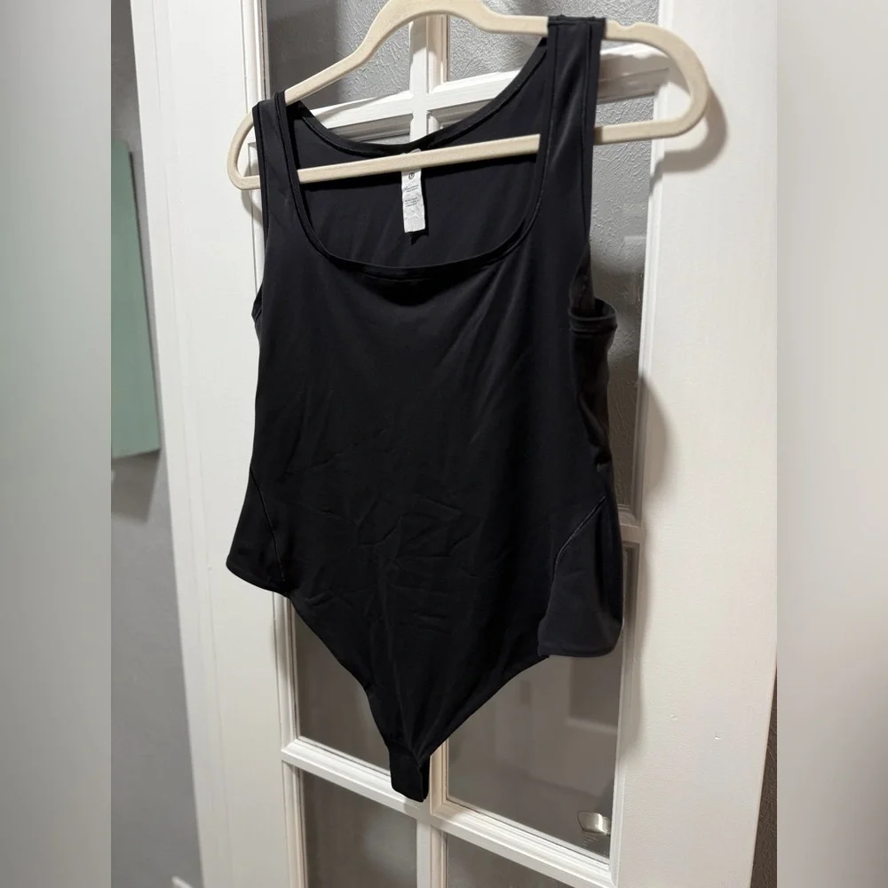 NWT Lululemon Wundermost Ultra-Soft Nulu Square-Neck Sleeveless Bodysuit - Picture 9 of 15